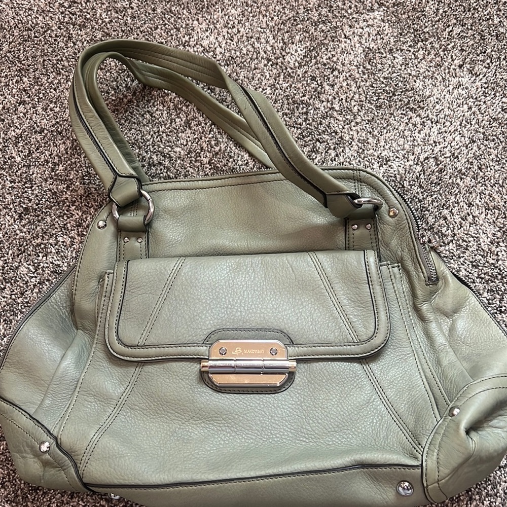 B makowsky green bag lots of compartments